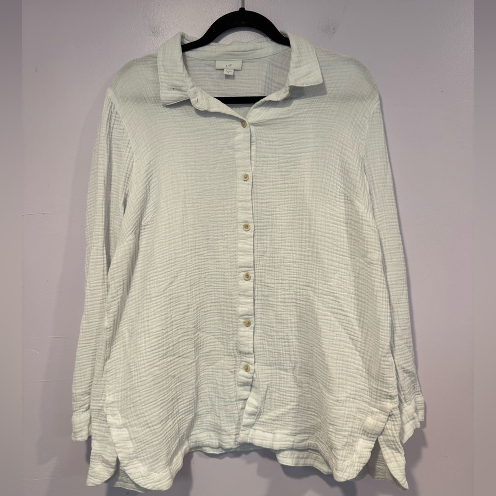 J. Jill White 100% Cotton Textured Button up